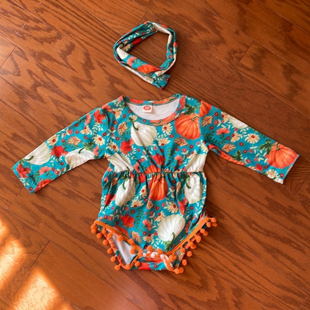 Adorable pumpkin fall onesie outfit with match tie headband, size 6-9 months